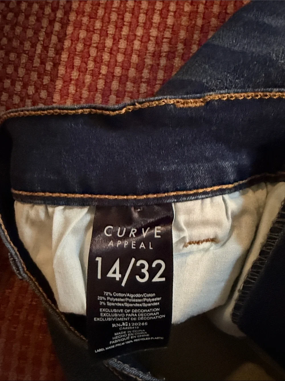 Curve Fit Women's Dark Blue Rolled Hem Jean Shorts - Picture 3 of 7